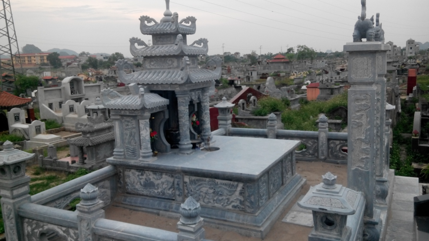 Lăng mộ đá đơn giản