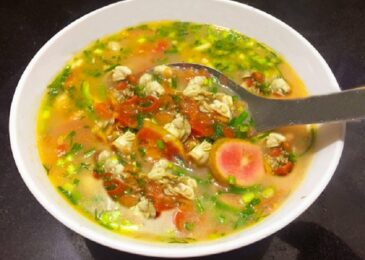 Canh chua Hà biển quả Chay