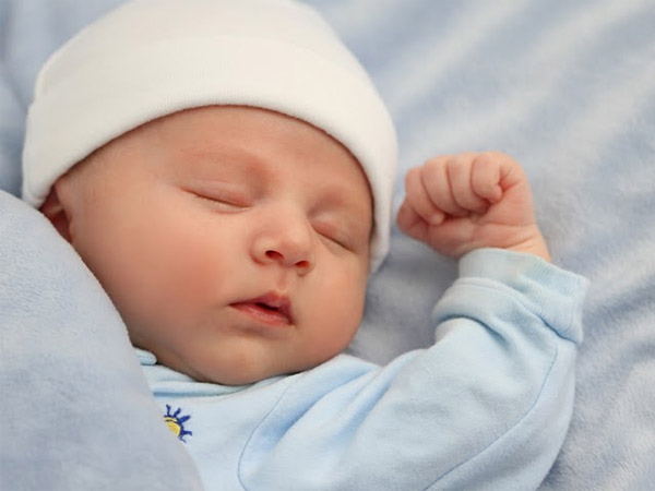 Những dấu hiệu bất thường nguy hiểm ở trẻ sơ sinh mẹ cần biết
