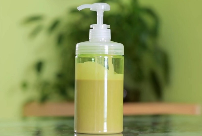 Cách làm nước rửa chén trà xanh 2