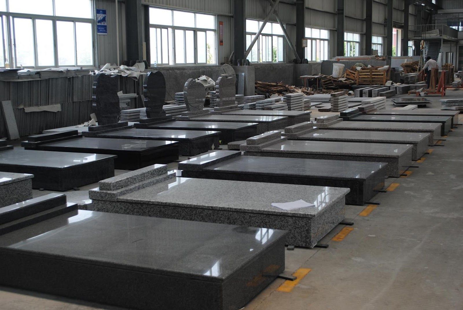 Mộ đá granite 1