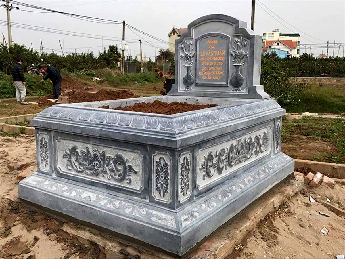 Mộ đá đơn giản 1